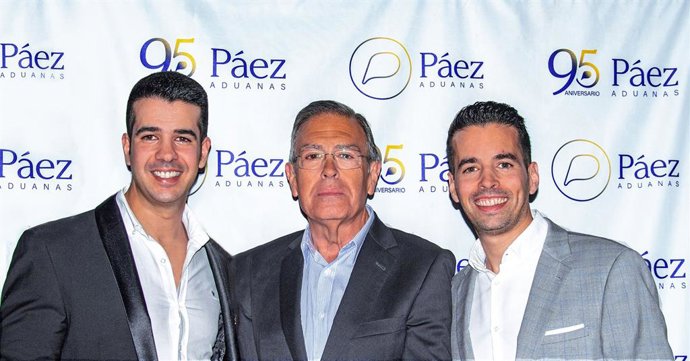 En la celebración del 95 aniversario de Páez Aduanas.