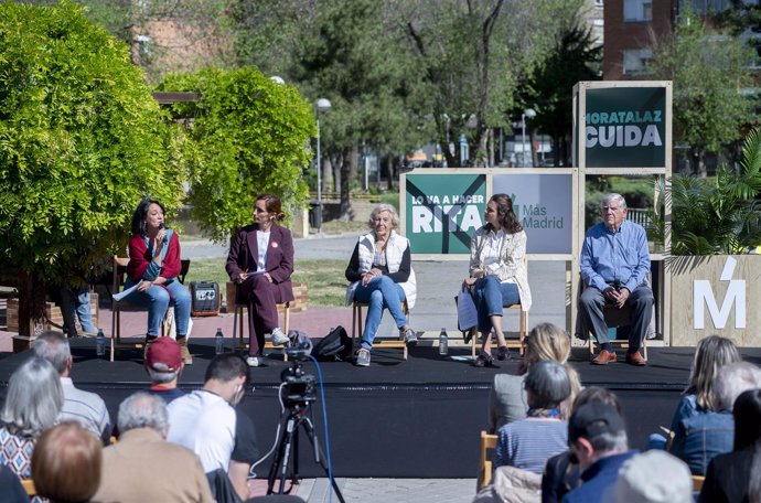 Las candidatas de Más Madrid, Rita Maestre y Mónica García, participan con la exalcaldesa Manuela Carmena en la presentación de Moratalaz Cuida.