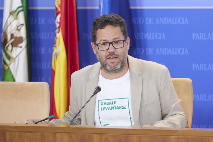 El portavoz del Grupo Mixto-Adelante Andalucía, José Ignacio García, este miércoles en rueda de prensa.  