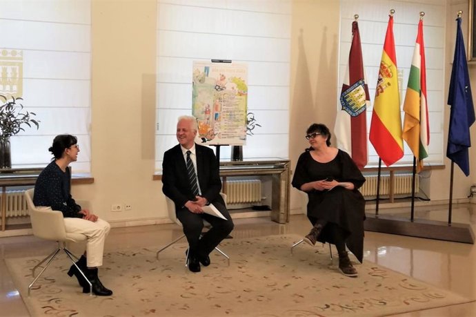 Logroño celebra el Día del Libro con una 'Noche en la Biblioteca', lecturas de poemas, teatro, talleres o música