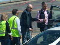 ¡Última hora! El Rey Juan Carlos ya está en España. ¡Así ha sido su llegada a Vigo!
