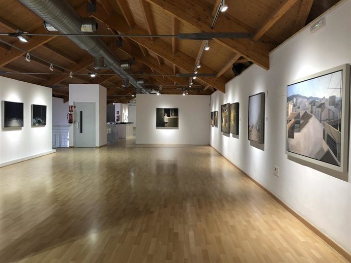 Muestra de pinturas de paisajes desde el siglo XIX hasta la actualidad del autor Jorge Gallego, en el Museo de Alcalá de Guadaíra.