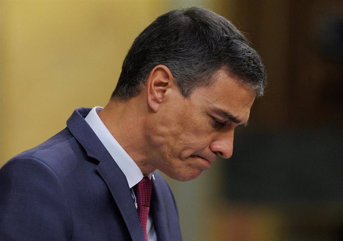 El presidente del Gobierno, Pedro Sánchez, interviene durante una sesión plenaria en el Congreso de los Diputados, a 19 de abril de 2023, en Madrid (España).