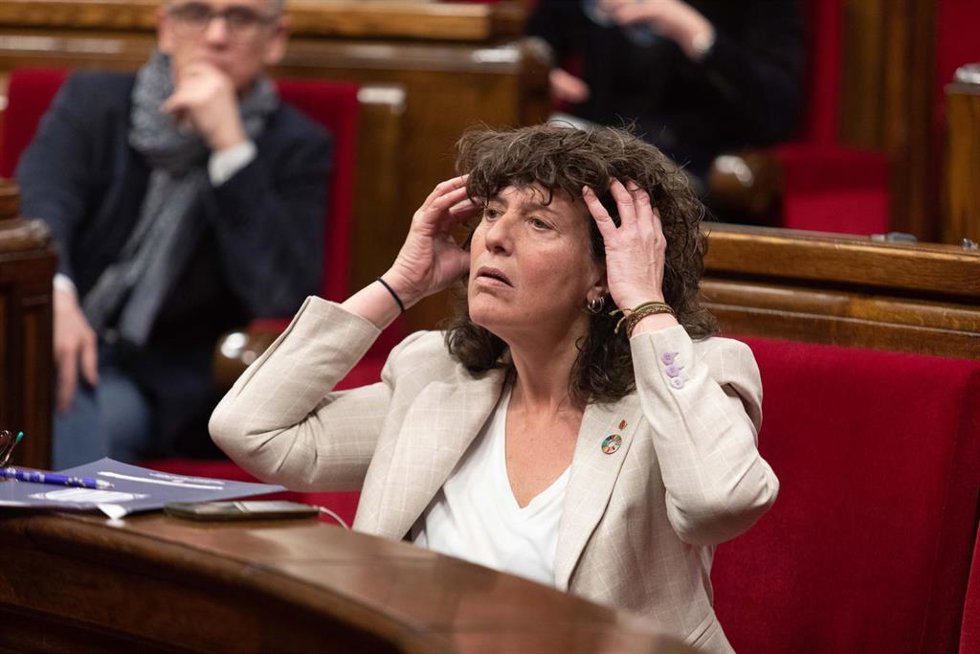 Archivo - La consellera de Acción Climática, Alimentación y Agenda Rural, Teresa Jord, durante una sesión plenaria en el Parlament, a 24 de enero de 2023, en Barcelona, Catalunya (España). Aragons afronta esta semana la primera sesión de control del a