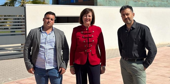 Visita de Vox a la residencia de Asprogrades de Peligros