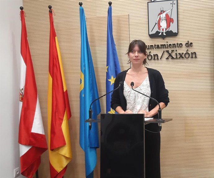 Archivo - Laura Tuero, portavoz de Podemos-Equo Xixón