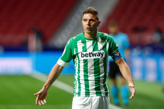 Archivo - Joaquin Sanchez of Real Betis gestures during the spanish league, La Liga, football match played between Atletico de Wanda Metropolitano stadium on October 24, 2020 in Madrid, Spain.