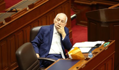 Política