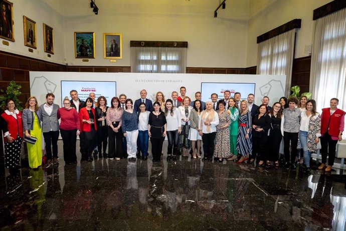 La Infanta Elena participa en la entrega de premios de Fundación MAPFRE a empresas y entidades de Zaragoza