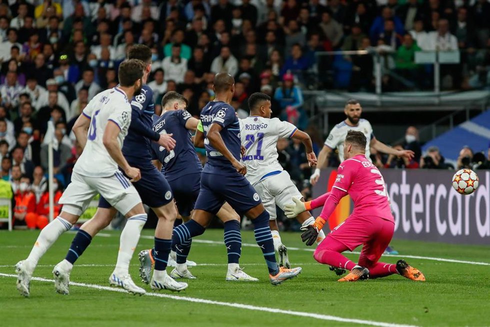 Archivo - Rodrygo Goes anota el 1-1 en el Real Madrid-Manchester City de semifinales de la Liga de Campeones 2021-2022