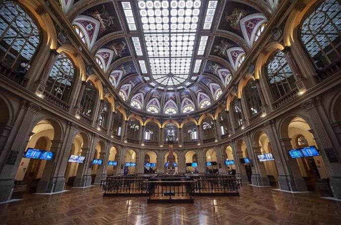 Archivo - Instalaciones del Palacio de la Bolsa de Madrid en Madrid (España).