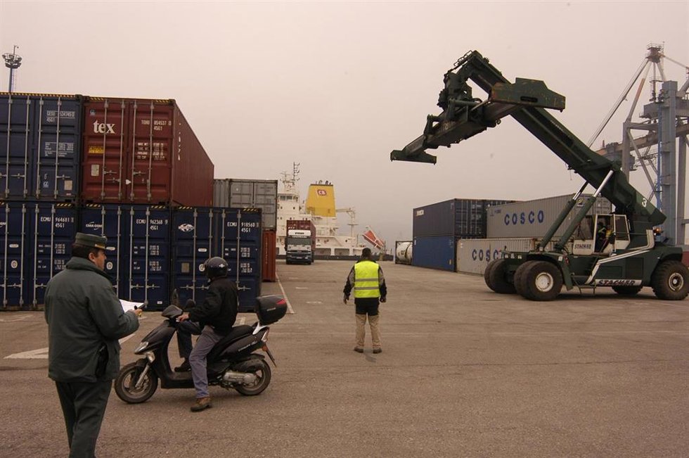 Archivo - Las exportaciones mexicanas se desploman un 40,9% en abril