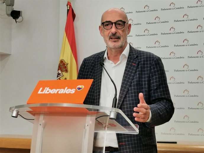 Archivo - El líder de Cs en Cantabria, Félix Álvarez