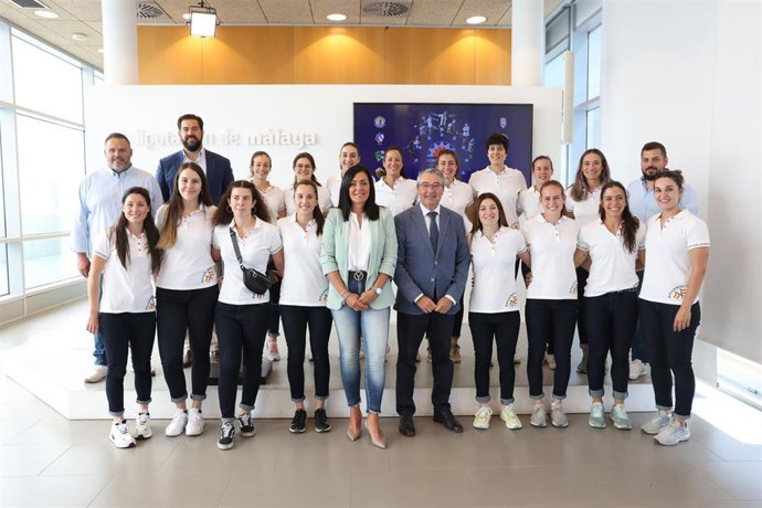 El equipo del Balonmano Femenino Costa del Sol Málaga , comienza este viernes, 21 de abril, a disputar la fase final de la Copa de la Reina en el Palacio de los Deportes José María Martín Carpena.