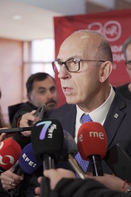 Archivo - El rector de la Universidad de La Rioja, Juan Carlos Ayala