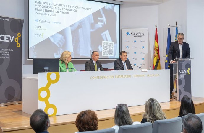 Presentació de l'estudi 'Canvis als perfils professionals i necessitats de Formació a la Comunitat Valenciana'
