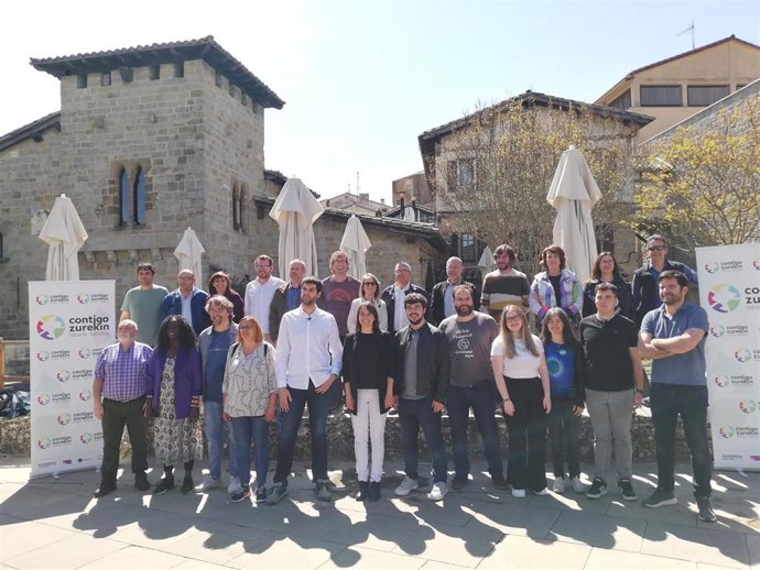 Integrantes de la candidatura de Contigo Navarra al Parlamento foral en las elecciones de mayo.