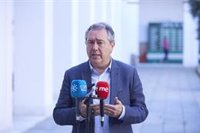 Espadas critica la "apropiación" que ha hecho Greenpeace de la imagen del PSOE, lo que ha sido denunciado