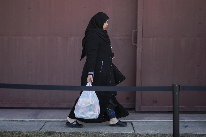 Archivo - Mujer refugiada (imagen de recurso)