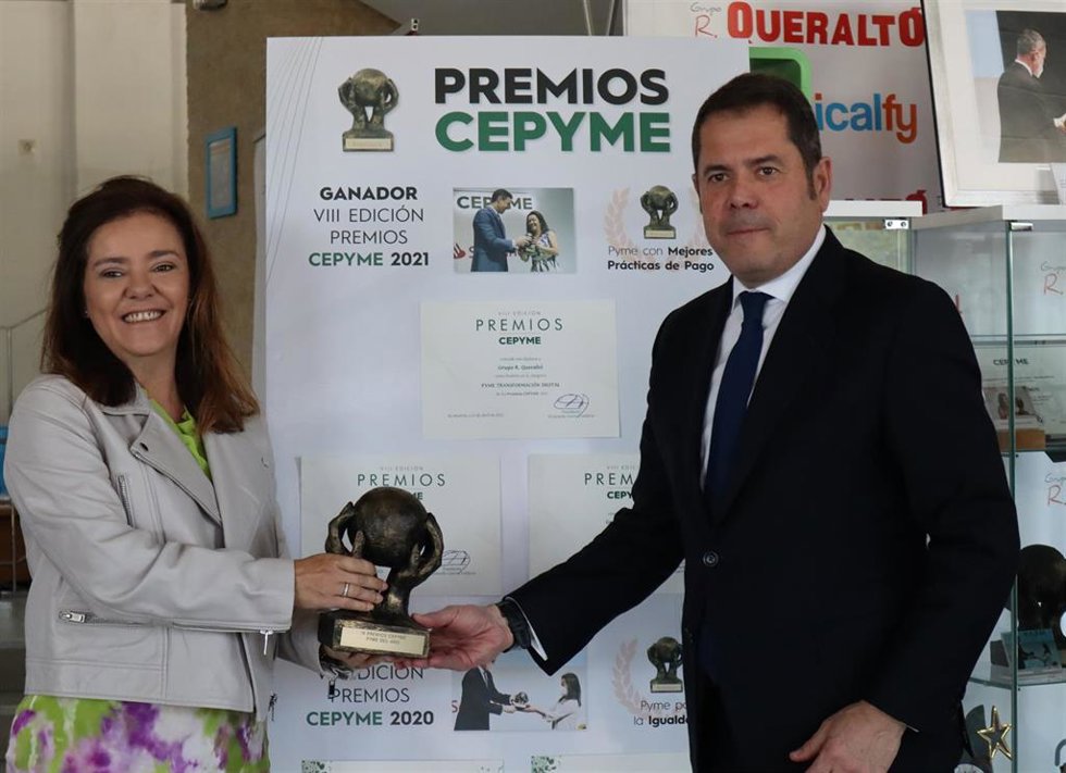 El presidente de Cepyme visita las instalaciones de Grupo R. Queraltó tras resultar como 'Mejor PYME del Año'