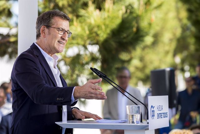 El presidente del PP, Alberto Núñez Feijóo, este jueves en Huelva