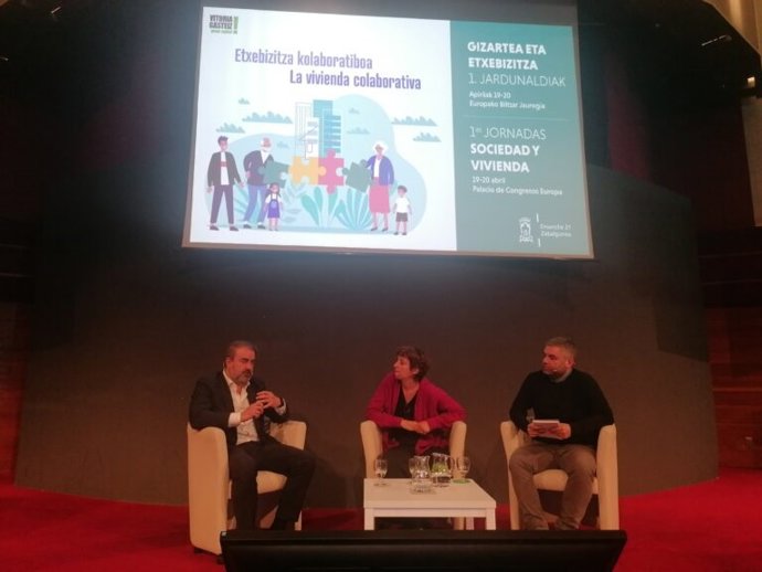 Jornadas 'Sociedad y Vivienda' en el Palacio de Congresos Europa