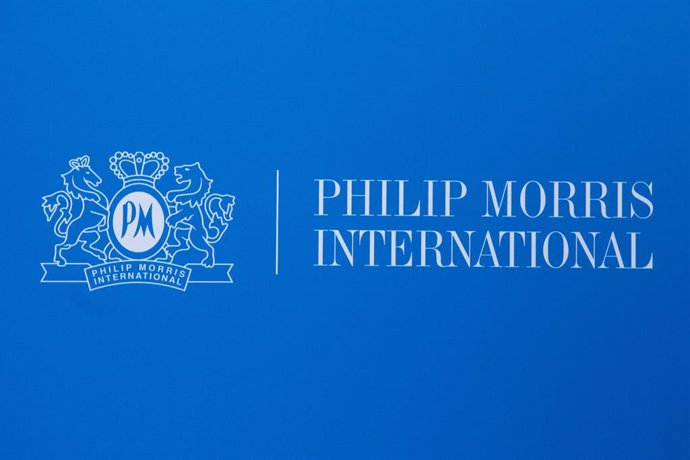 Archivo - FILED - 19 June 2017, Saxony, Dresden: A general view of the logo of the tobacco company Philip Morris. Photo: Sebastian Kahnert/dpa-Zentralbild/dpa