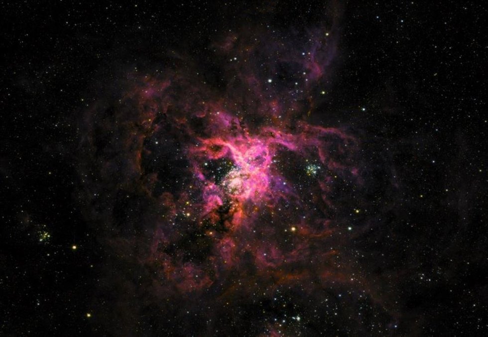 La Nebulosa de la Tarántula tomada por el Telescopio  SuperBIT.
