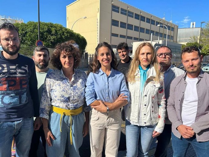 La candidata al Parlament por Ibiza, Gloria Santiago, los números dos y tres, Fernando Gómez y Rita Planells, la candidata número dos al Consell de Ibiza, Marta Maicas, y el conseller y candidato número 2 al Ayuntamiento de Vila, David Álvarez.
