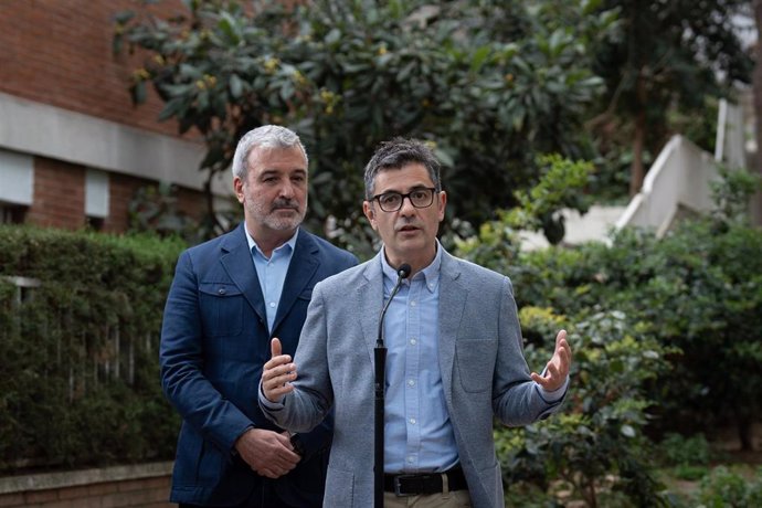 El ministre Félix Bolaños i el candidat del PSC a l'alcaldia, Jaume Collboni.