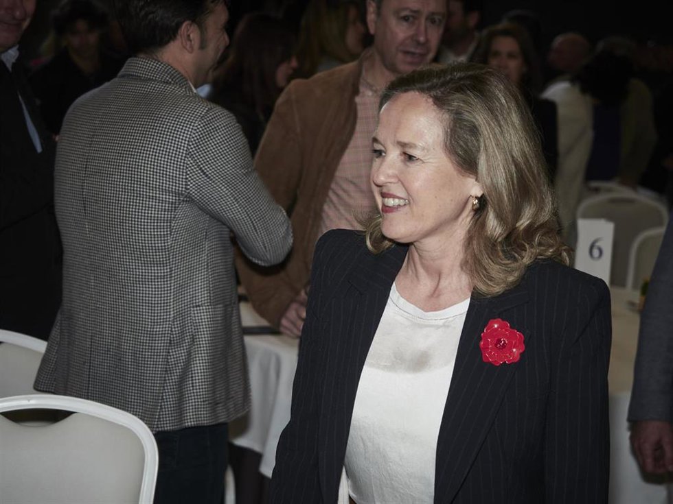 La vicepresidenta primera y ministra de Economía y Transformación Digital, Nadia Calviño, durante el desayuno informativo