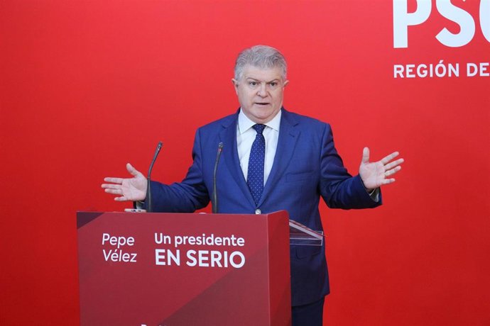 Archivo - El secretario general del PSOE de la Región de Murcia y candidato a la presidencia de la Comunidad Autónoma, Pepe Vélez