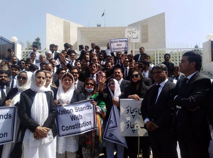 Protesta ante el Tribunal Supremo de Pakistán 