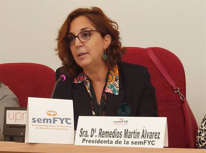 La presidenta de la Sociedad Española de Medicina Familiar y Comunitaria (semFYC), Remedios Martín, en la inauguración del 'Congreso de Residentes, Tutores y Tutoras, JMF y Unidades Docentes'. A 20 de abril de 2023, en Pamplona (España).