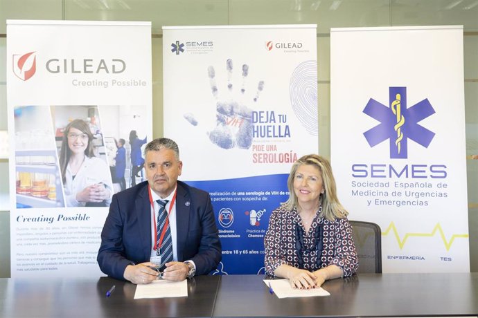 Tato Vázquez (SEMES) y María Río (Gilead Sciences)