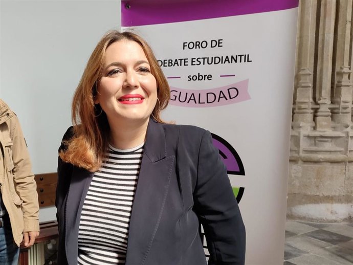 La secretaria de Estado de Igualdad y contra la Violencia de Género, Ángela Rodríguez, en Salamanca.