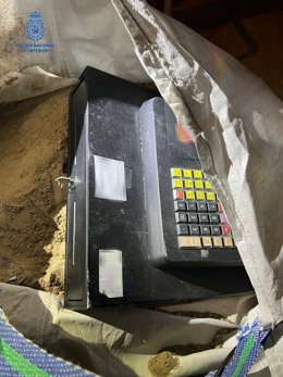 Detenido un hombre por tres robos con fuerza en establecimientos de Manacor.