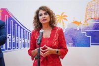 Montero contrapone "la soberbia" de Moreno con Doñana y sanidad a la decisión del PSOE de "corregir" el 'solo sí es sí'