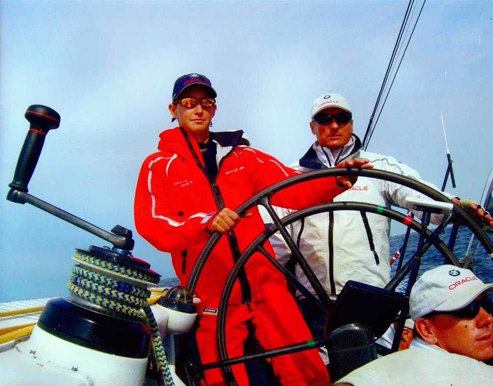 Archivo - La regatista alemana Tina Lutz, a bordo del EmbRacing Team Germany