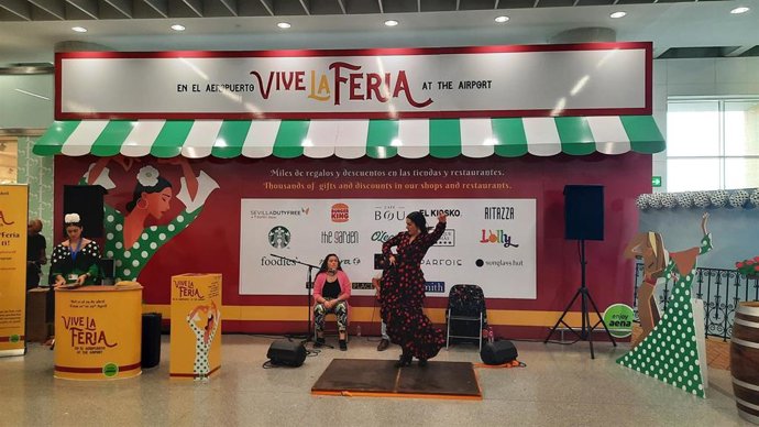 El Aeropuerto "se viste de Feria" para sus pasajeros.