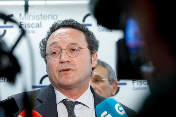 El fiscal general del Estado, Álvaro García Ortiz, atiende a medios a su llegada a una visita a la Ciudad de la Justicia de Vigo, a 21 de abril de 2023, en Vigo, Pontevedra, Galicia (España). 