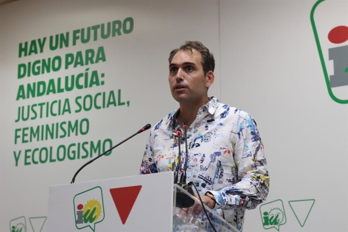 Archivo - El coordinador general de IU Andalucía, Toni Valero, en una imagen de archivo. 