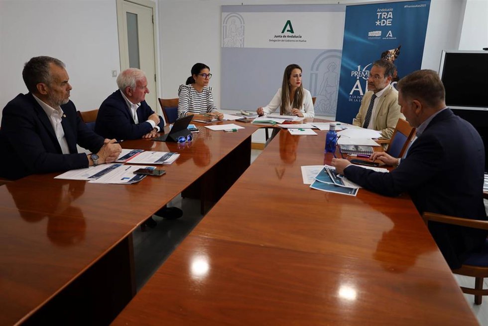 Imagen de la reunión del jurado.