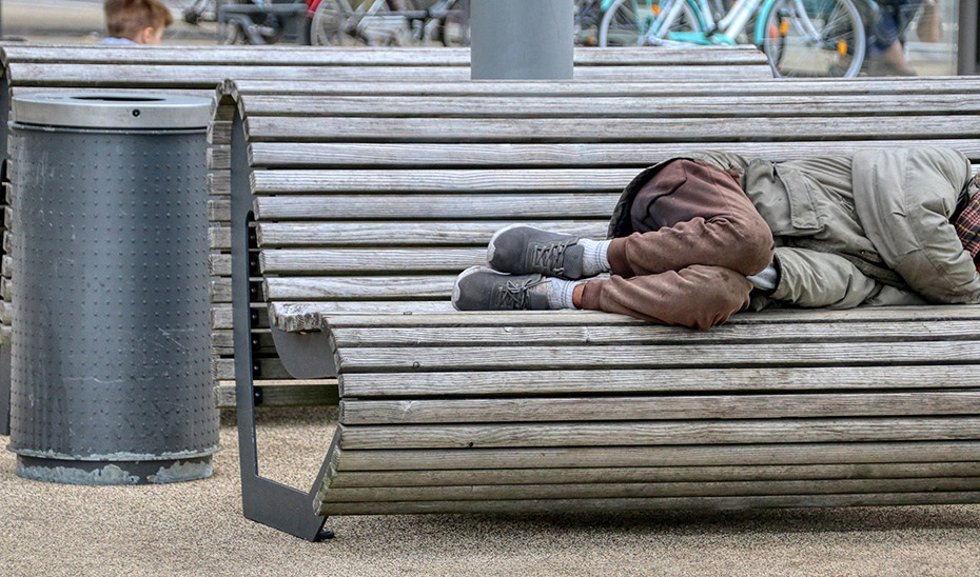 Archivo - Cádiz.- Calor en la Noche asegura que la situación de las personas sin hogar "ha empeorado mucho con la pandemia"
