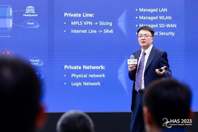 Qiu Yuefeng, Vice President of Huawei's Data Communication Product Line