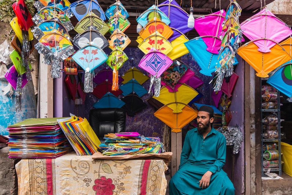Archivo - Un mercadillo musulmán en la capital de Gujarat, Ahmedabad 