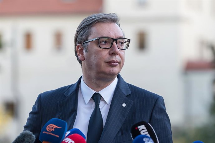 Archivo - October 6, 2022, Prague, Czech Republic: Serbia's President Aleksandar Vucic speaks to the media at a press conference after the European Political Community summit in Prague. This is the first-ever meeting of a wider format of member states o