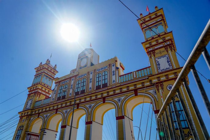 Detalle de la Portada de la Feria de Abril.
