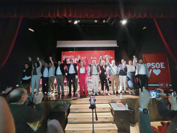 La candidata del PSOE a la Alcaldía de Albox, Mary Trinidad, en la presentación de su programa electoral para el 28M.