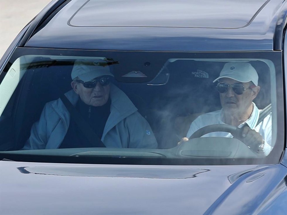 EL REY JUAN CARLOS SE QUEDA EN TIERR EN LA PRIMERA JORNADA DE REGATAS EN SANXENXO